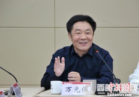 圖為山東師范大學副校長萬光俠在開幕式上發(fā)言?！≮w曉 攝