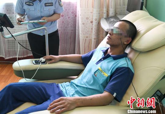 山西省戒毒管理局下屬共有13個戒毒場所和一個涉毒病殘所(山西省戒毒康復(fù)醫(yī)院)籌建處，其中省屬戒毒所9個，市屬戒毒所4個。　王建軍 攝