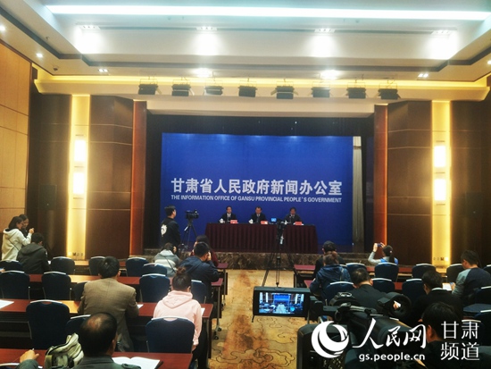 新聞發(fā)布會(huì)現(xiàn)場(chǎng)。（高翔 攝）