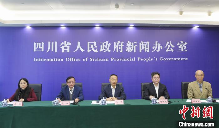 四川:低風(fēng)險區(qū)要推動全面恢復(fù)餐飲服務(wù)業(yè)