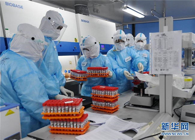 （新華全媒頭條·圖文互動(dòng)）（8）首都再戰(zhàn)“疫”，難忘40天——寫在北京應(yīng)急響應(yīng)級(jí)別降級(jí)之際 