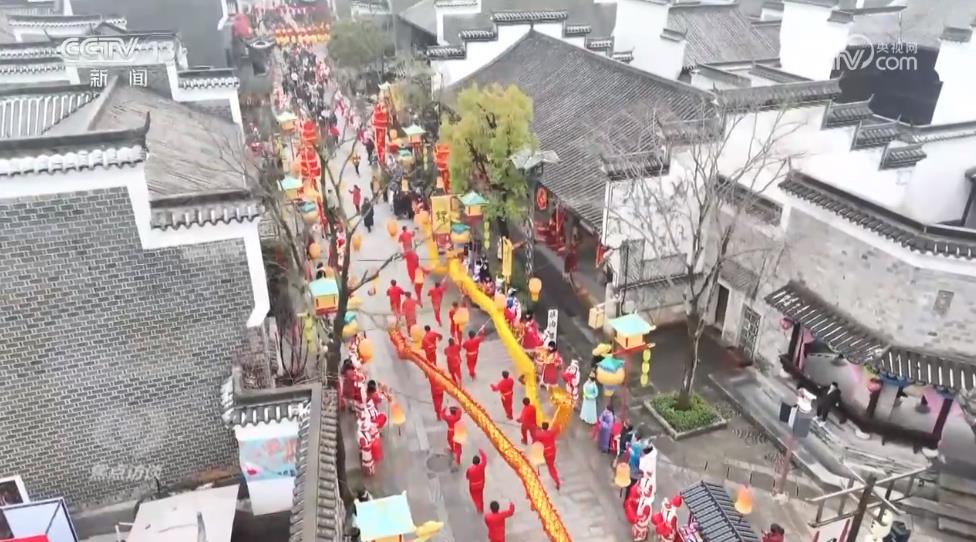 焦點訪談:中國經(jīng)濟亮眼開局 系列舉措力保消費恢復勢頭